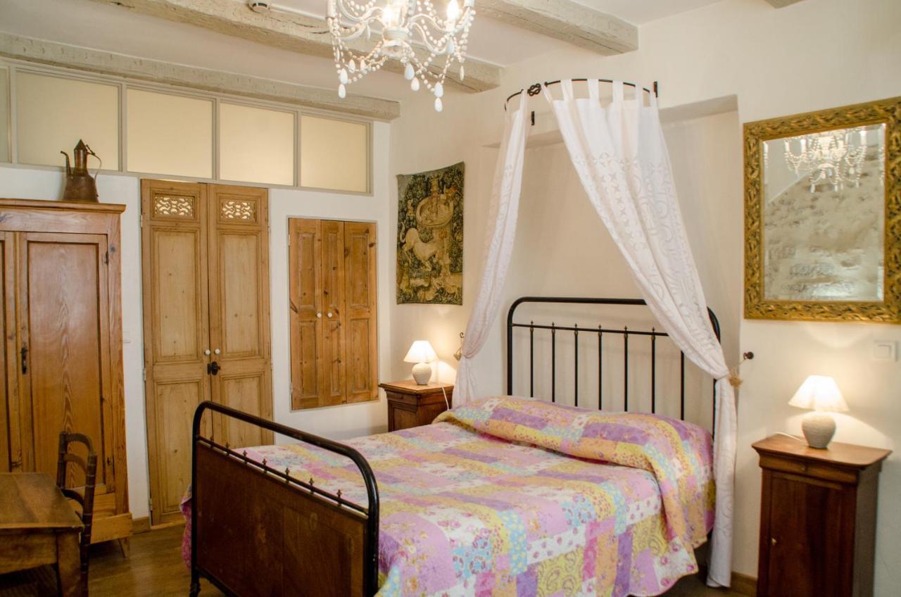 Hotel Les Remparts Venasque Luaran gambar
